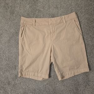 Bass Cream and Tan Bermuda Shorts Classic Style